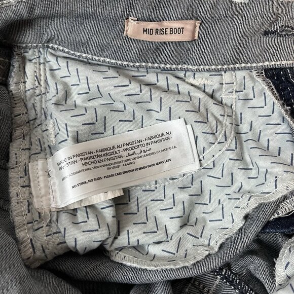 ARIAT Womens R.e.a.l. Mid Rise Stretch Entwined Boot Cut JeanJeans 28R - Picture 13 of 14